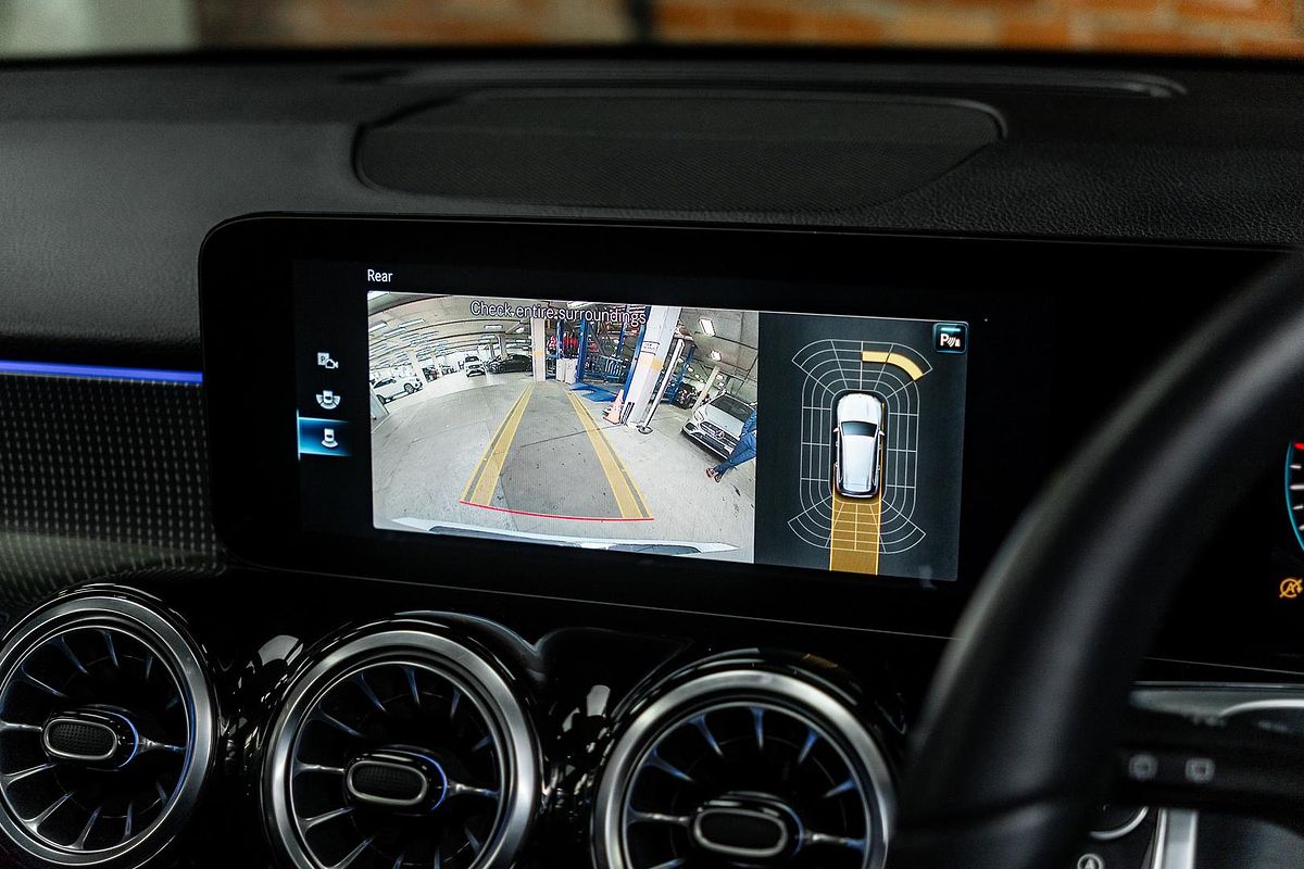 2022 Mercedes-Benz GLB-Class GLB200 X247
