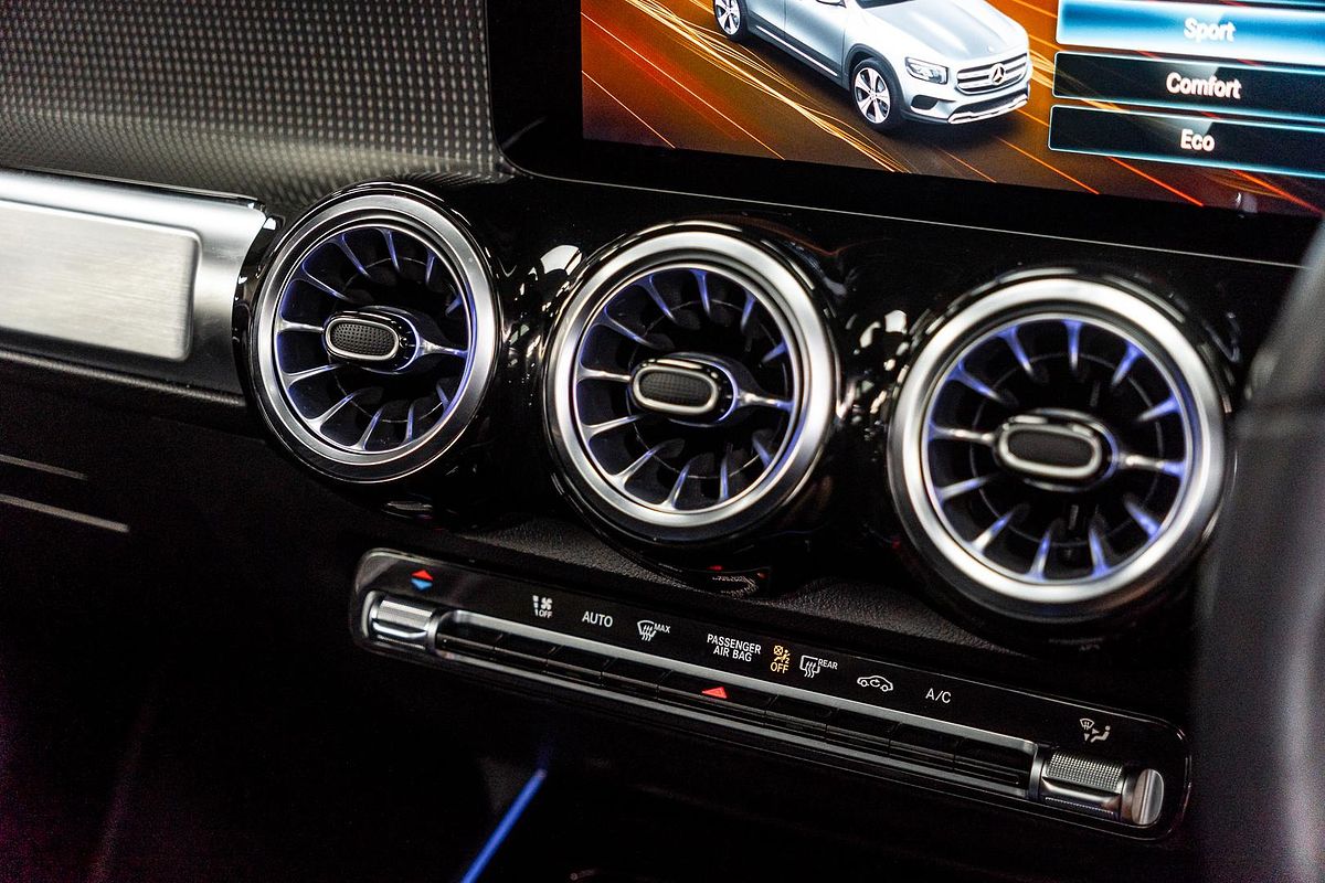 2022 Mercedes-Benz GLB-Class GLB200 X247
