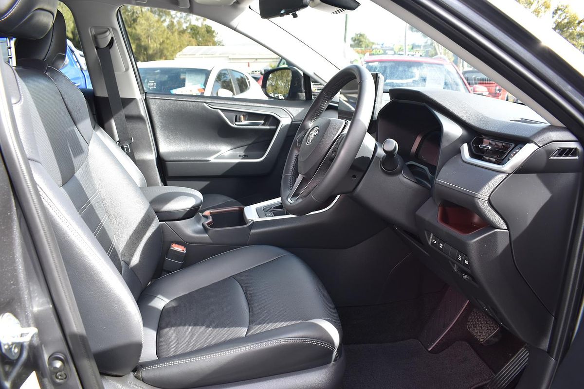 2024 Toyota RAV4 Cruiser AXAH52R