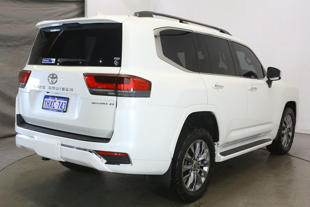 2023 Toyota Landcruiser Sahara ZX FJA300R