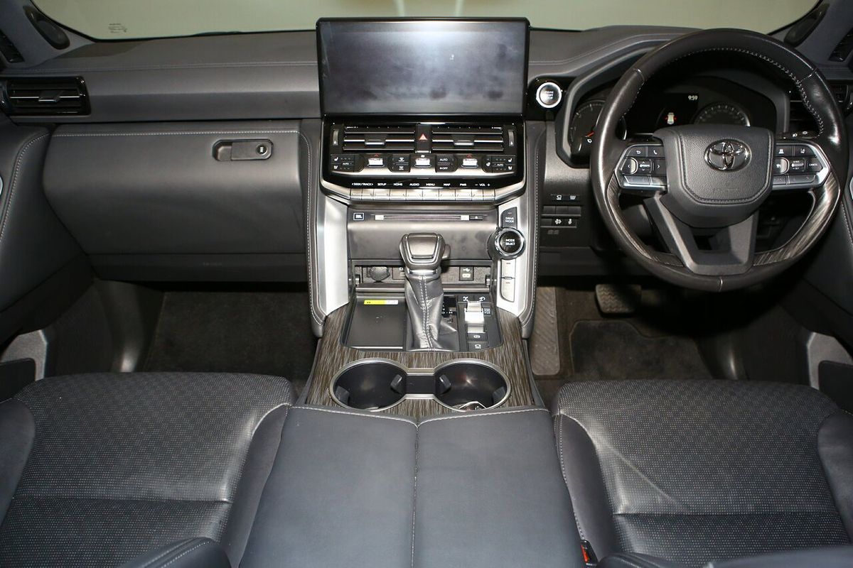 2023 Toyota Landcruiser Sahara ZX FJA300R