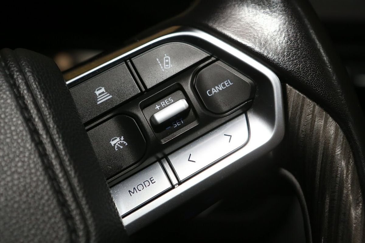 2023 Toyota Landcruiser Sahara ZX FJA300R