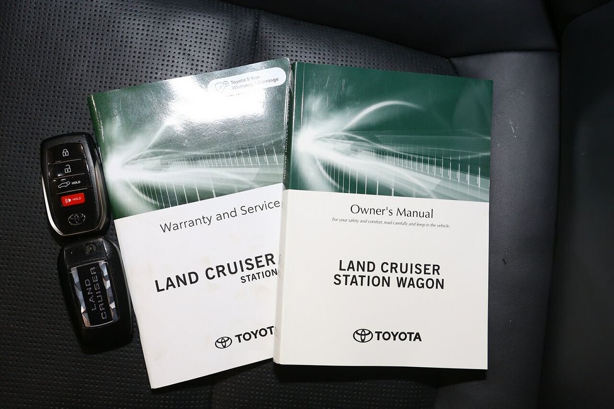 2023 Toyota Landcruiser Sahara ZX FJA300R