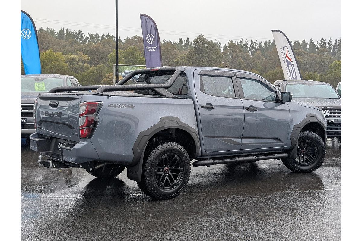 2025 Isuzu D-MAX BLADE 4X4