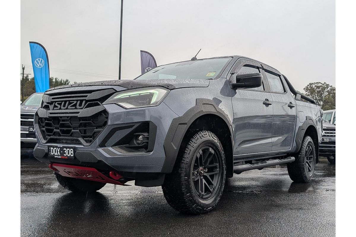 2025 Isuzu D-MAX BLADE 4X4