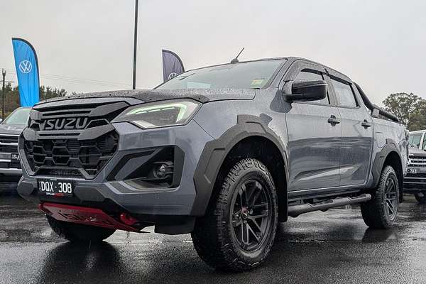 2025 Isuzu D-MAX BLADE 4X4