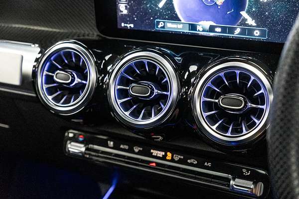 2022 Mercedes-Benz GLB-Class GLB200 X247