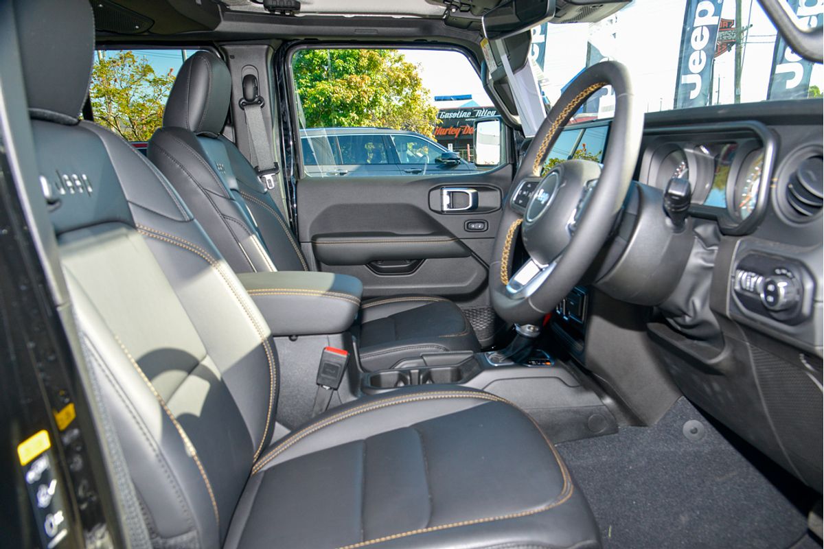 2024 Jeep Wrangler Unlimited Overland JL