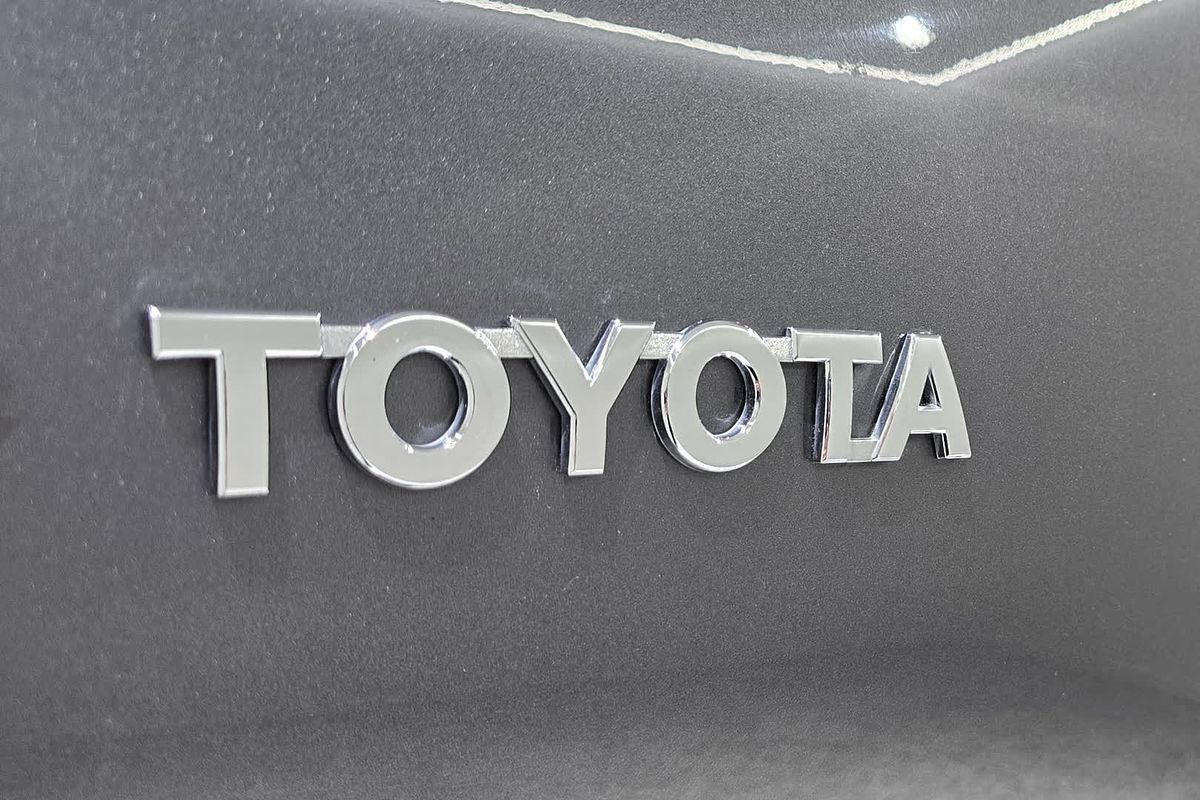 2022 Toyota Hilux Hilux 4x4 Rogue 1 2.8L T Diesel Automatic Double Cab 6 Speak GUN126R 4X4