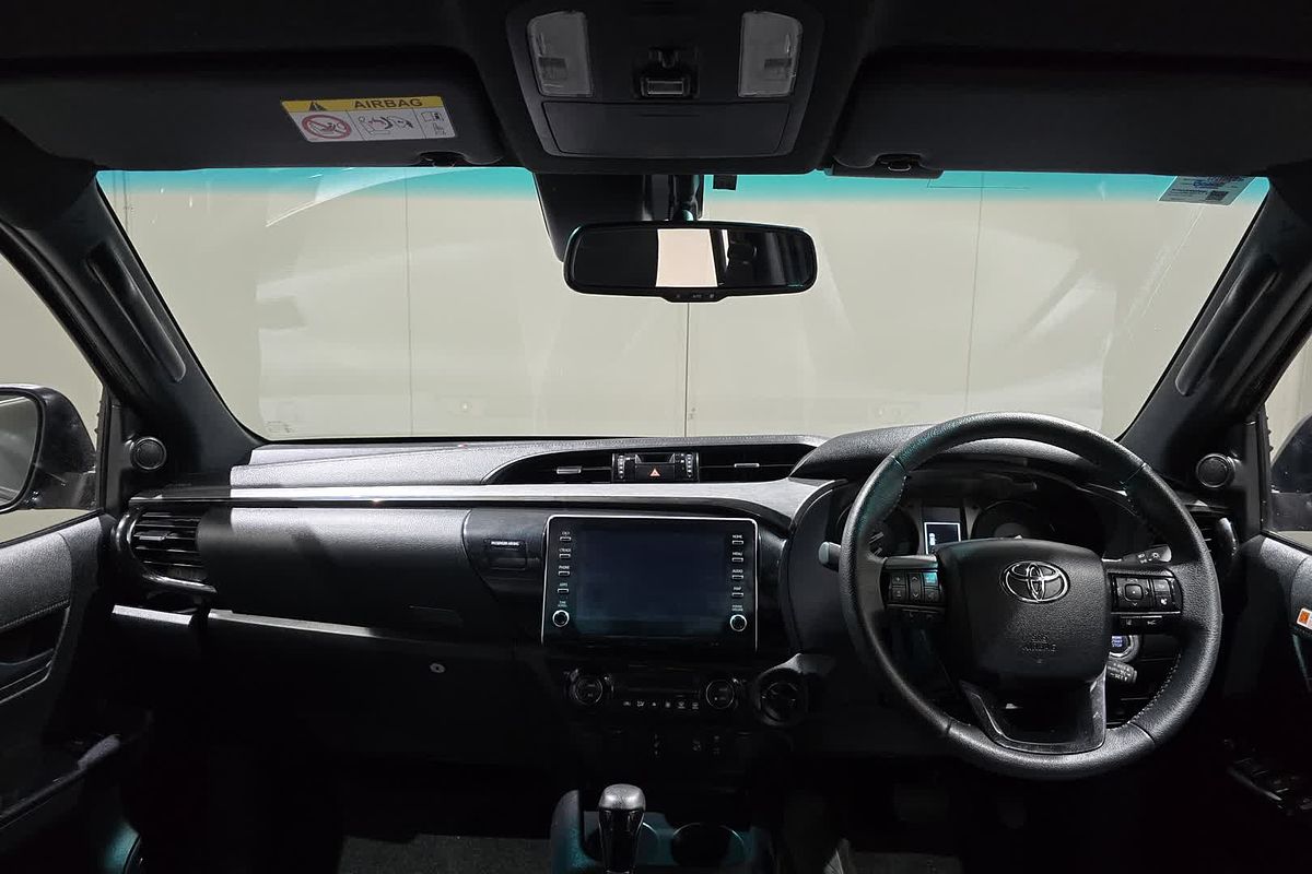2022 Toyota Hilux Hilux 4x4 Rogue 1 2.8L T Diesel Automatic Double Cab 6 Speak GUN126R 4X4