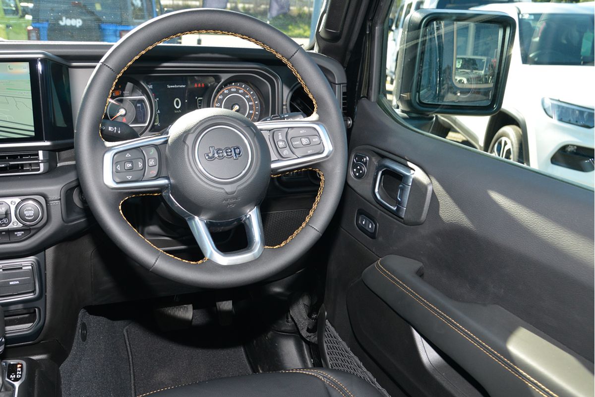 2024 Jeep Wrangler Unlimited Overland JL