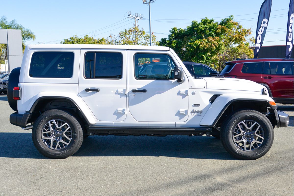 2024 Jeep Wrangler Unlimited Overland JL