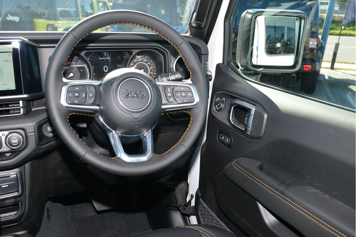 2024 Jeep Wrangler Unlimited Overland JL