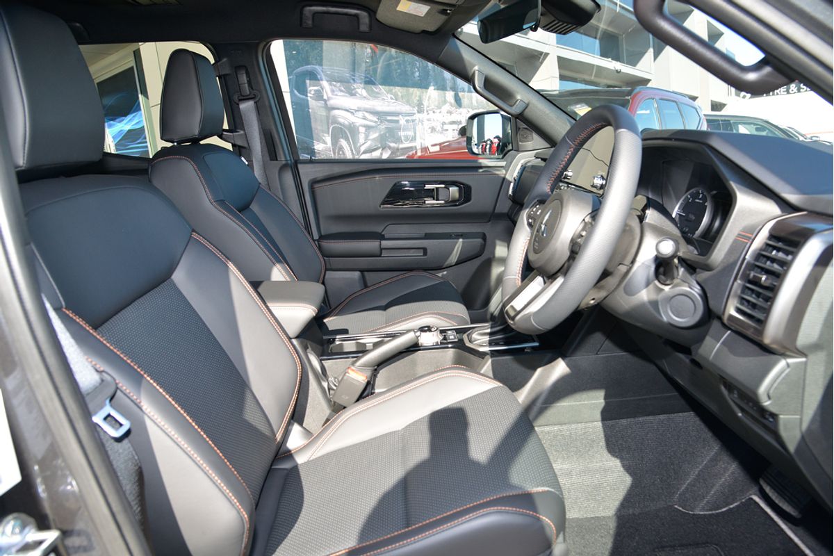 2025 Mitsubishi Triton GSR MV 4X4