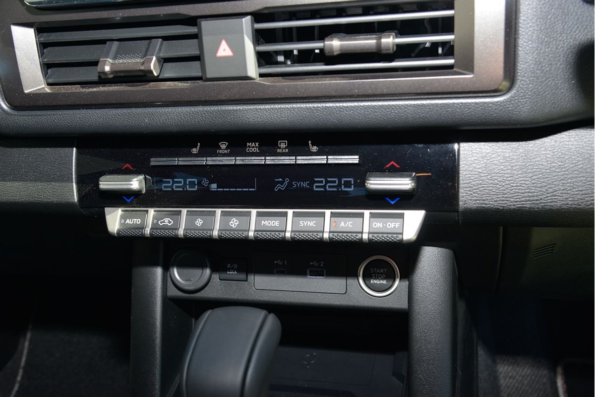 2025 Mitsubishi Triton GSR MV 4X4