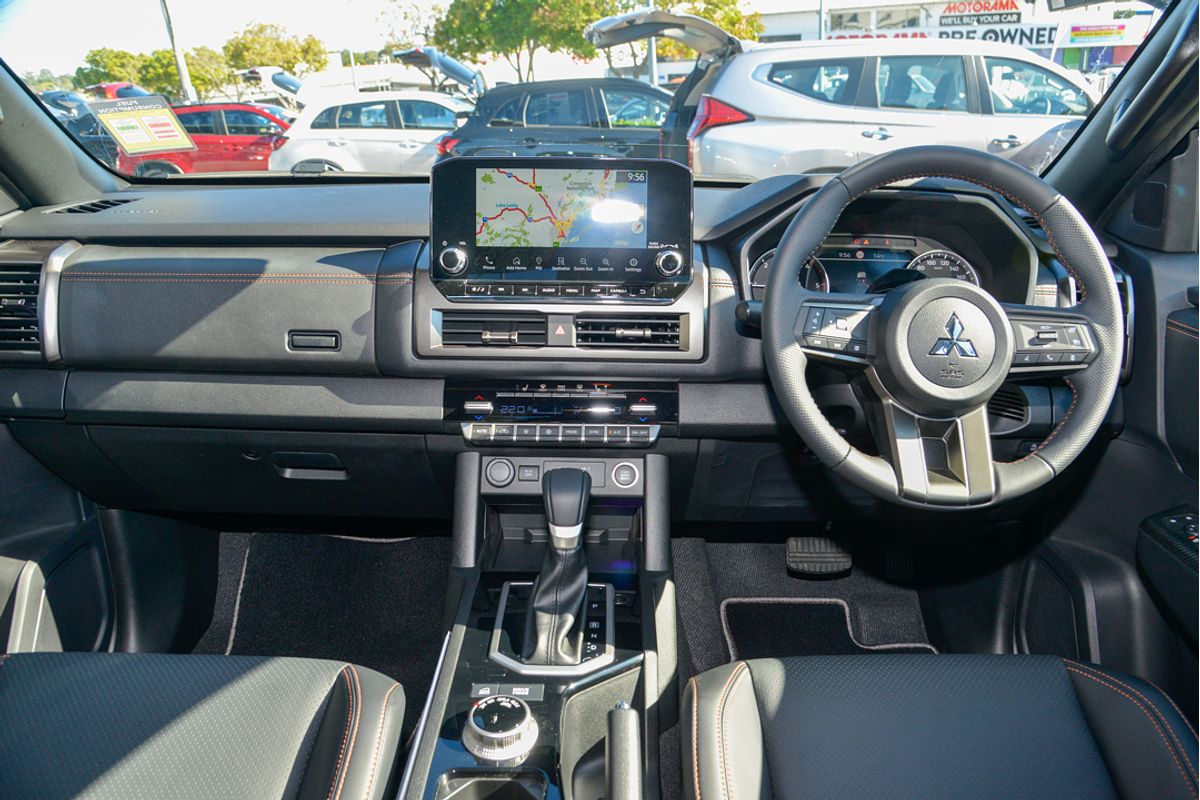 2025 Mitsubishi Triton GSR MV 4X4