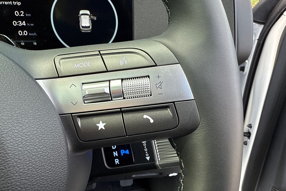 2025 Hyundai Kona Premium SX2.V2