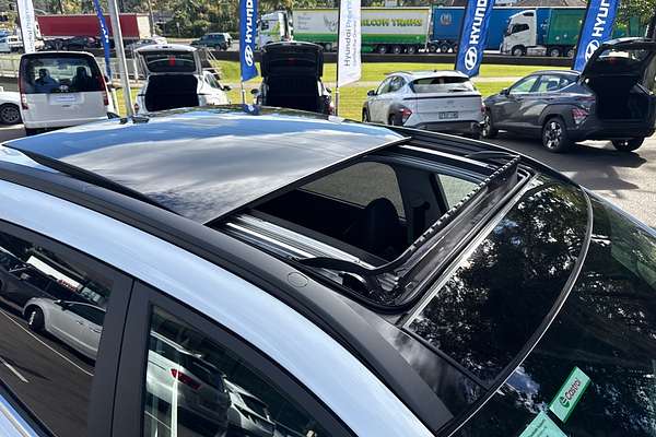 2025 Hyundai Kona Premium SX2.V2