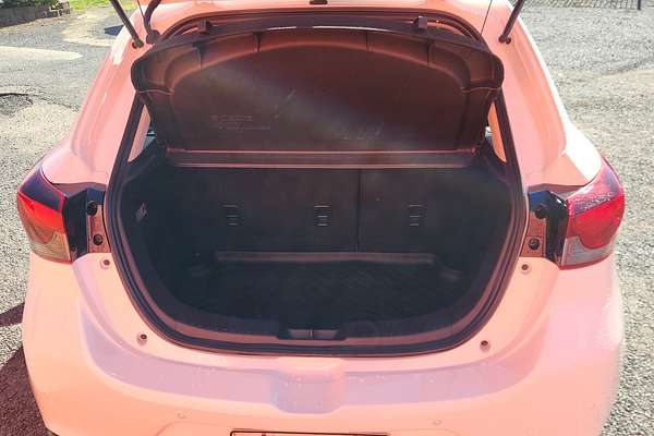 2024 Mazda 2 G15 Pure DJ Series