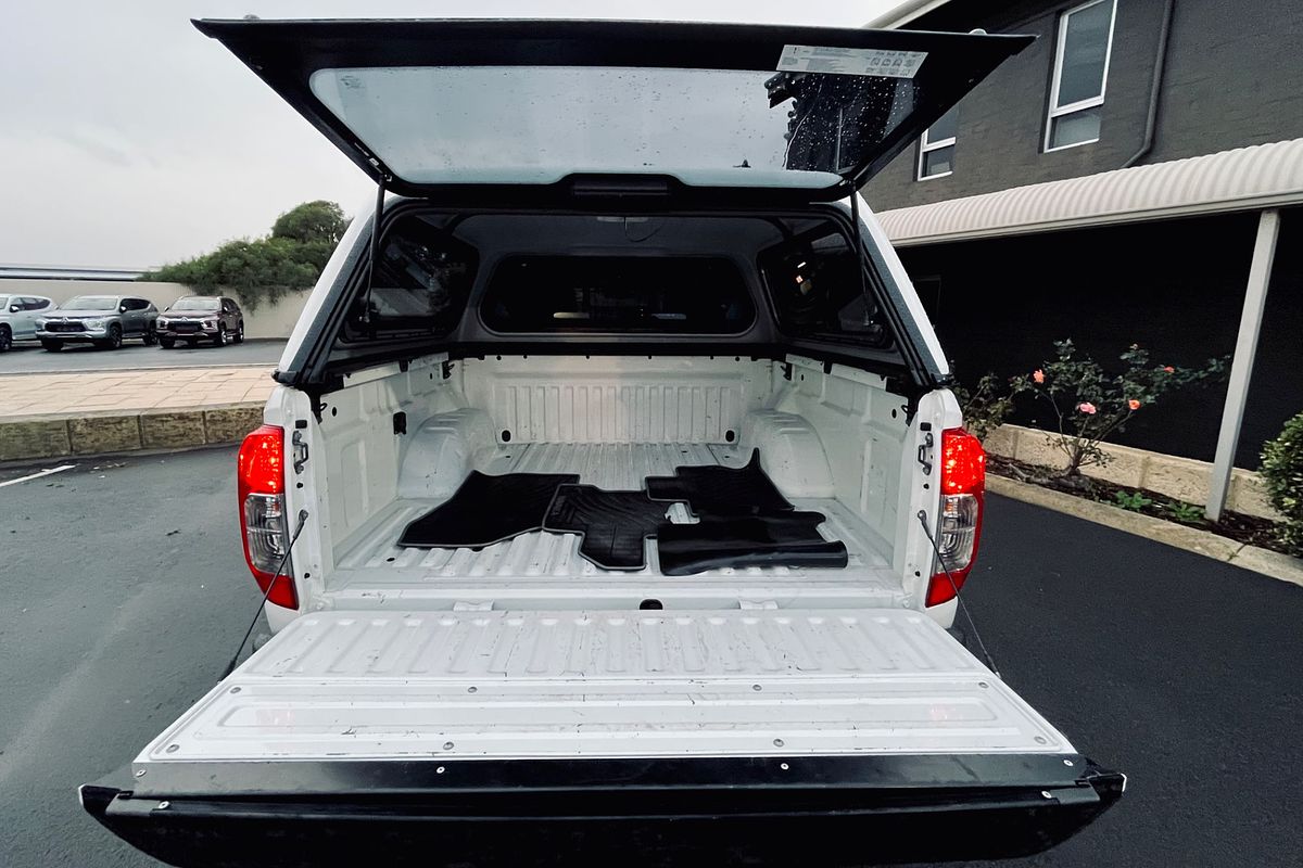 2018 Nissan Navara ST D23 Series 3 4X4