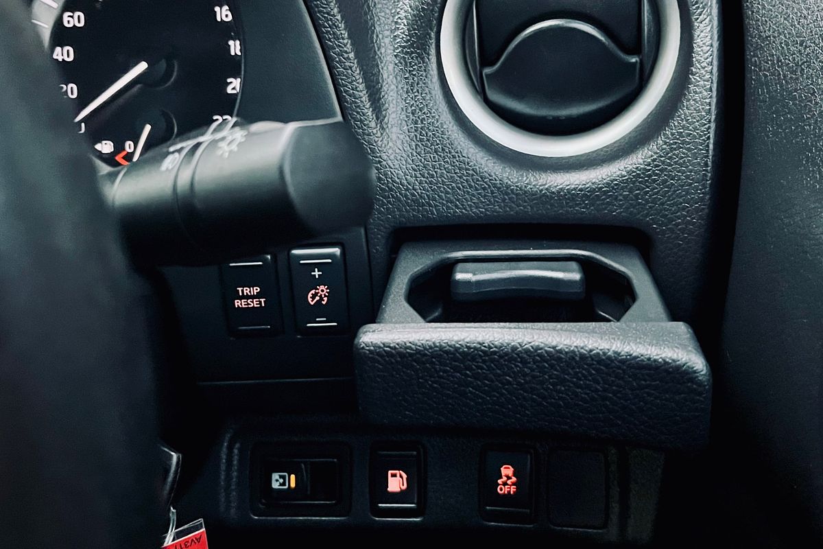 2018 Nissan Navara ST D23 Series 3 4X4