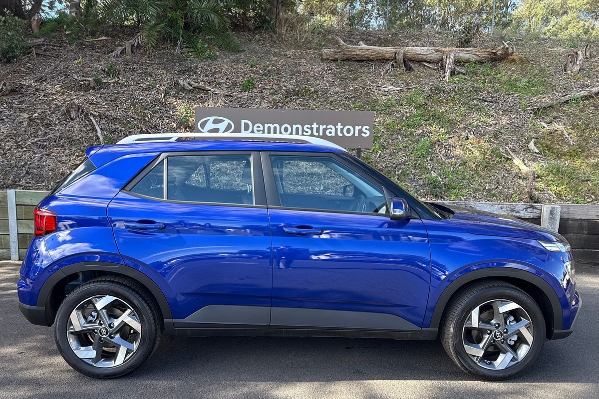 2025 Hyundai Venue Active QX.V5