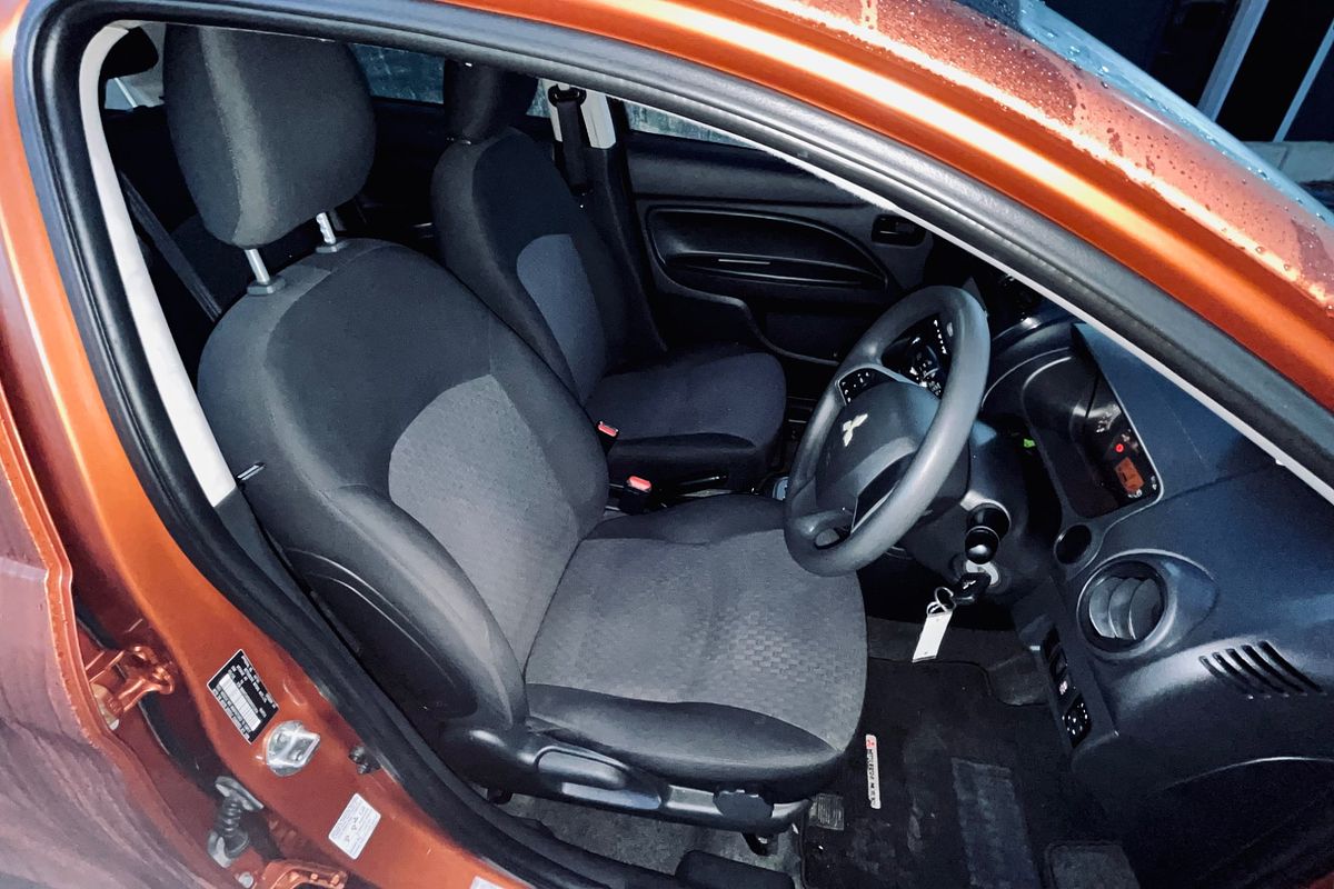 2016 Mitsubishi Mirage LS LA