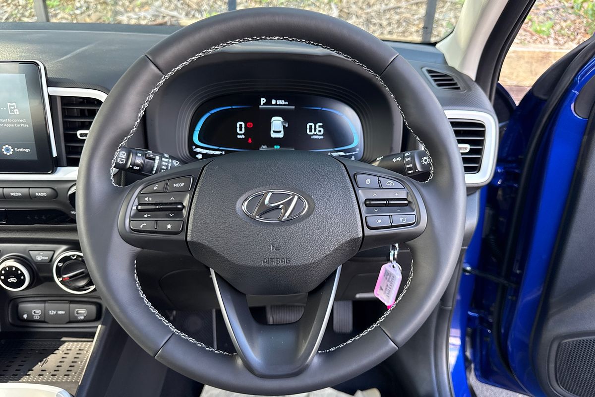2025 Hyundai Venue Active QX.V5
