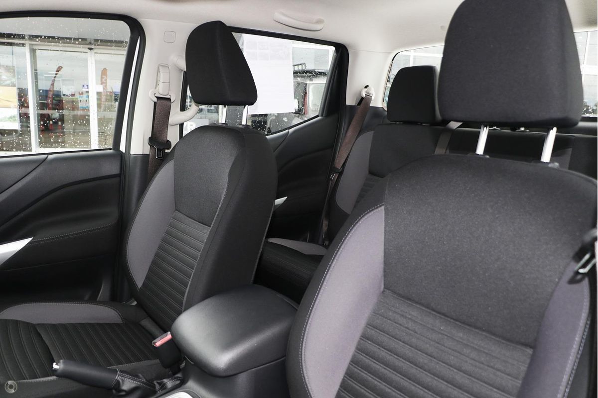 2025 Nissan Navara SL D23 Rear Wheel Drive