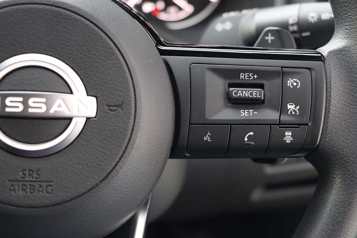 2024 Nissan X-TRAIL ST T33