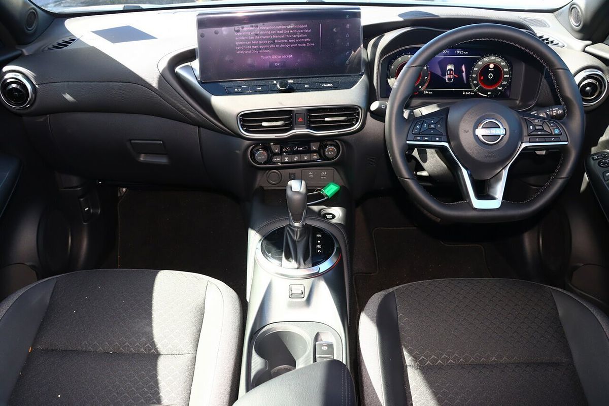 2024 Nissan JUKE ST-L F16