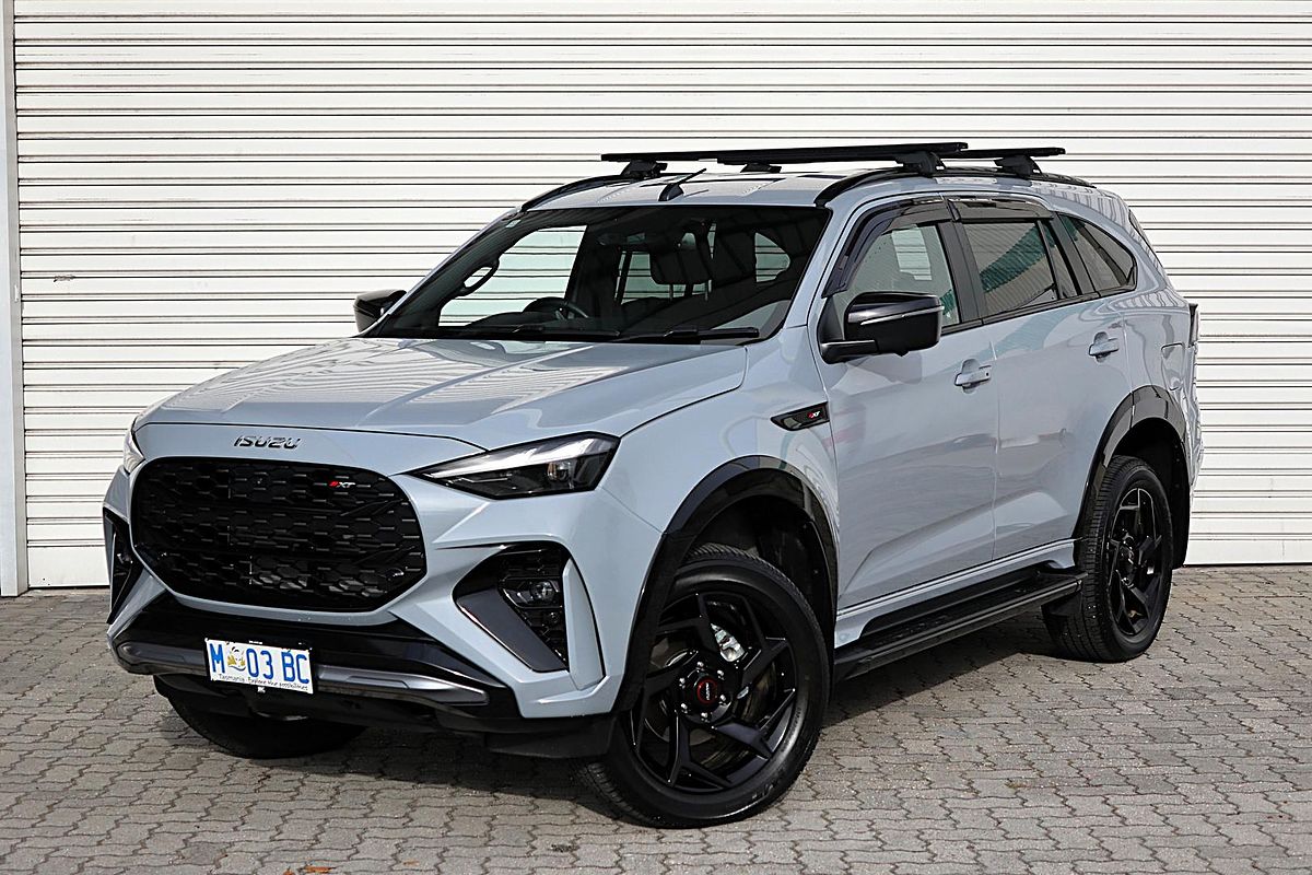 2025 Isuzu MU-X X-TERRAIN