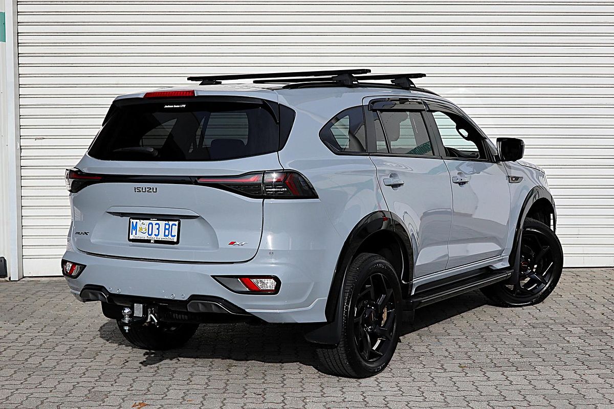 2025 Isuzu MU-X X-TERRAIN