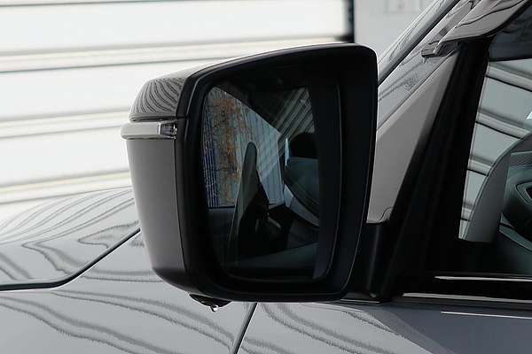 2025 Isuzu MU-X X-TERRAIN