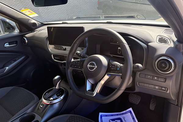 2025 Nissan JUKE ST-L F16