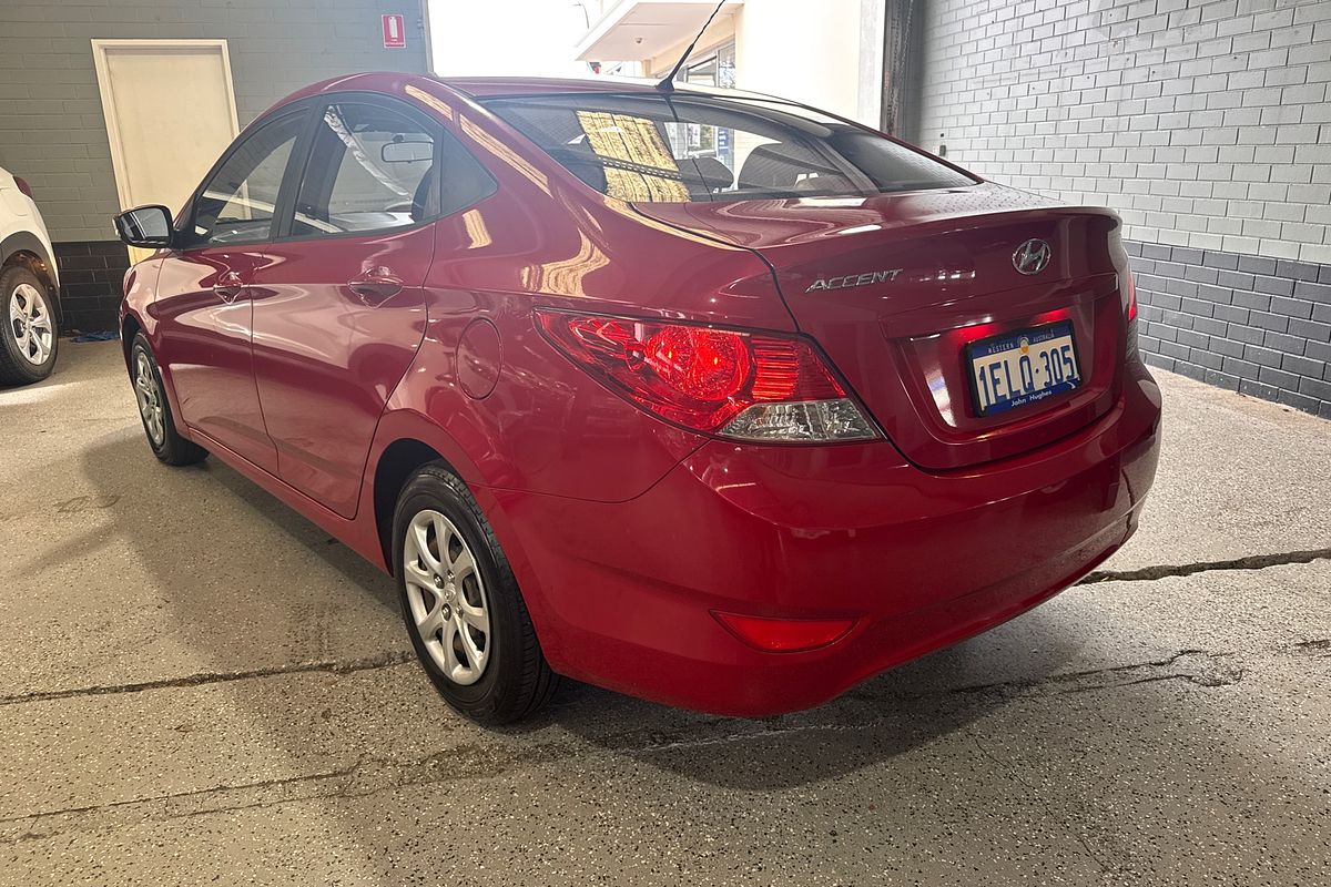 2014 Hyundai Accent Active RB2
