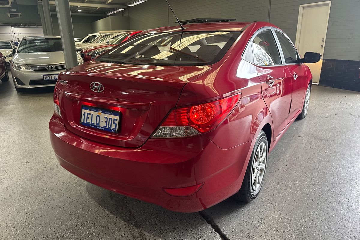 2014 Hyundai Accent Active RB2