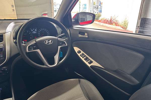 2014 Hyundai Accent Active RB2