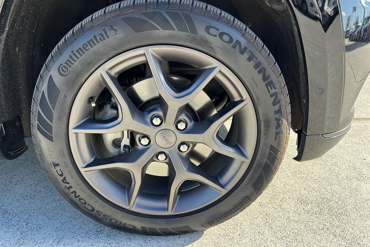 2019 Jeep Grand Cherokee S-Limited WK