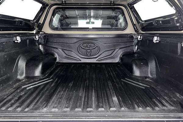 2016 Toyota Hilux SR5 GUN126R 4X4