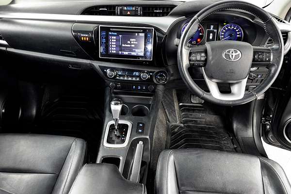 2016 Toyota Hilux SR5 GUN126R 4X4