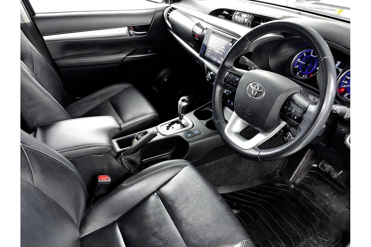 2016 Toyota Hilux SR5 GUN126R 4X4