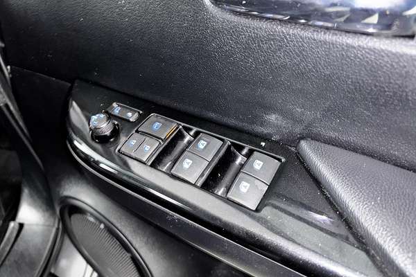 2016 Toyota Hilux SR5 GUN126R 4X4