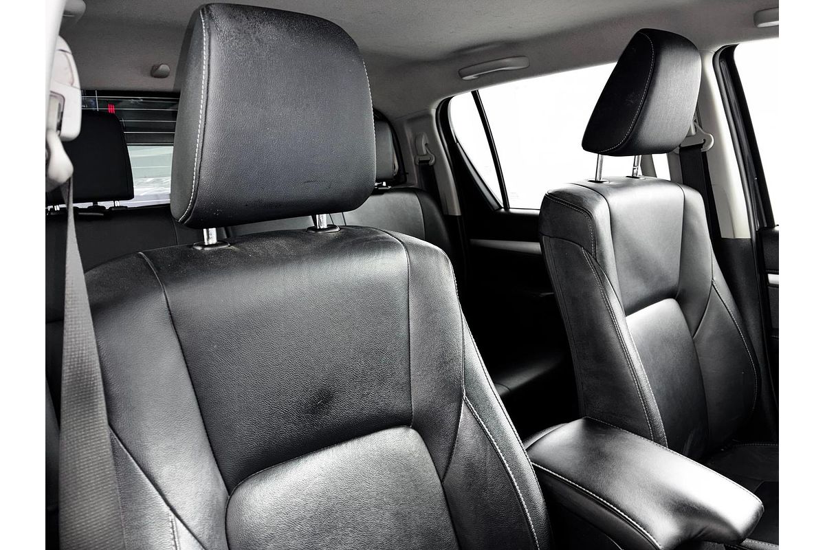 2016 Toyota Hilux SR5 GUN126R 4X4