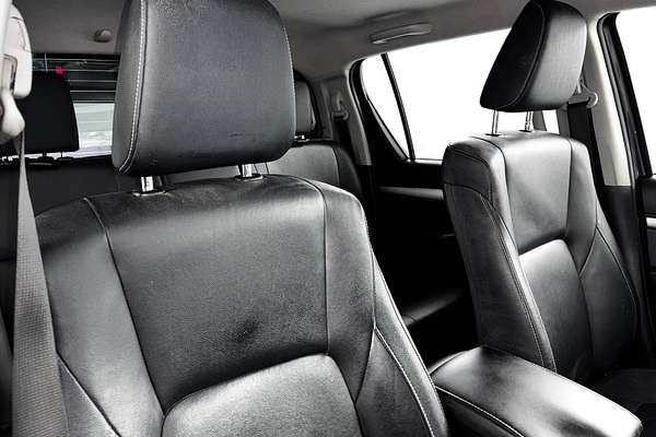 2016 Toyota Hilux SR5 GUN126R 4X4