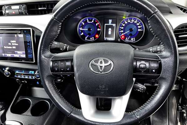 2016 Toyota Hilux SR5 GUN126R 4X4