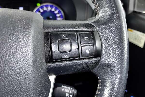 2016 Toyota Hilux SR5 GUN126R 4X4