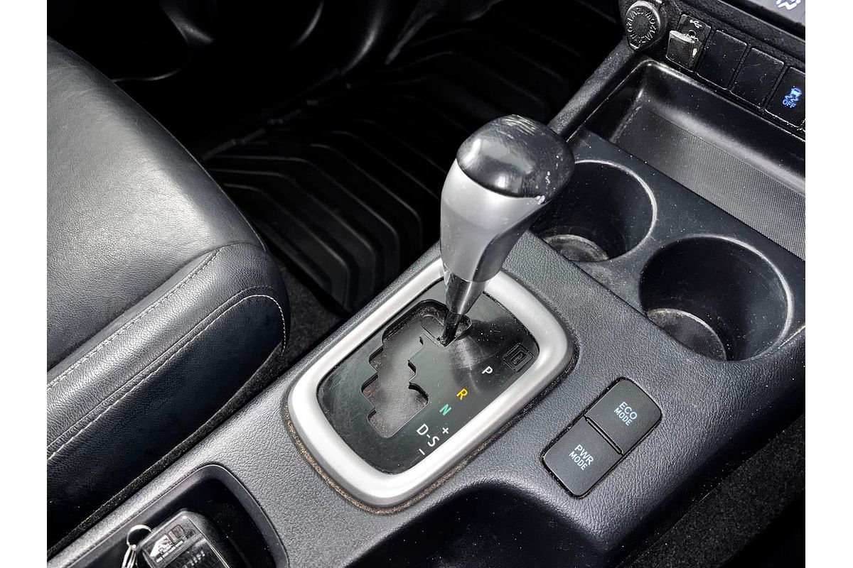2016 Toyota Hilux SR5 GUN126R 4X4