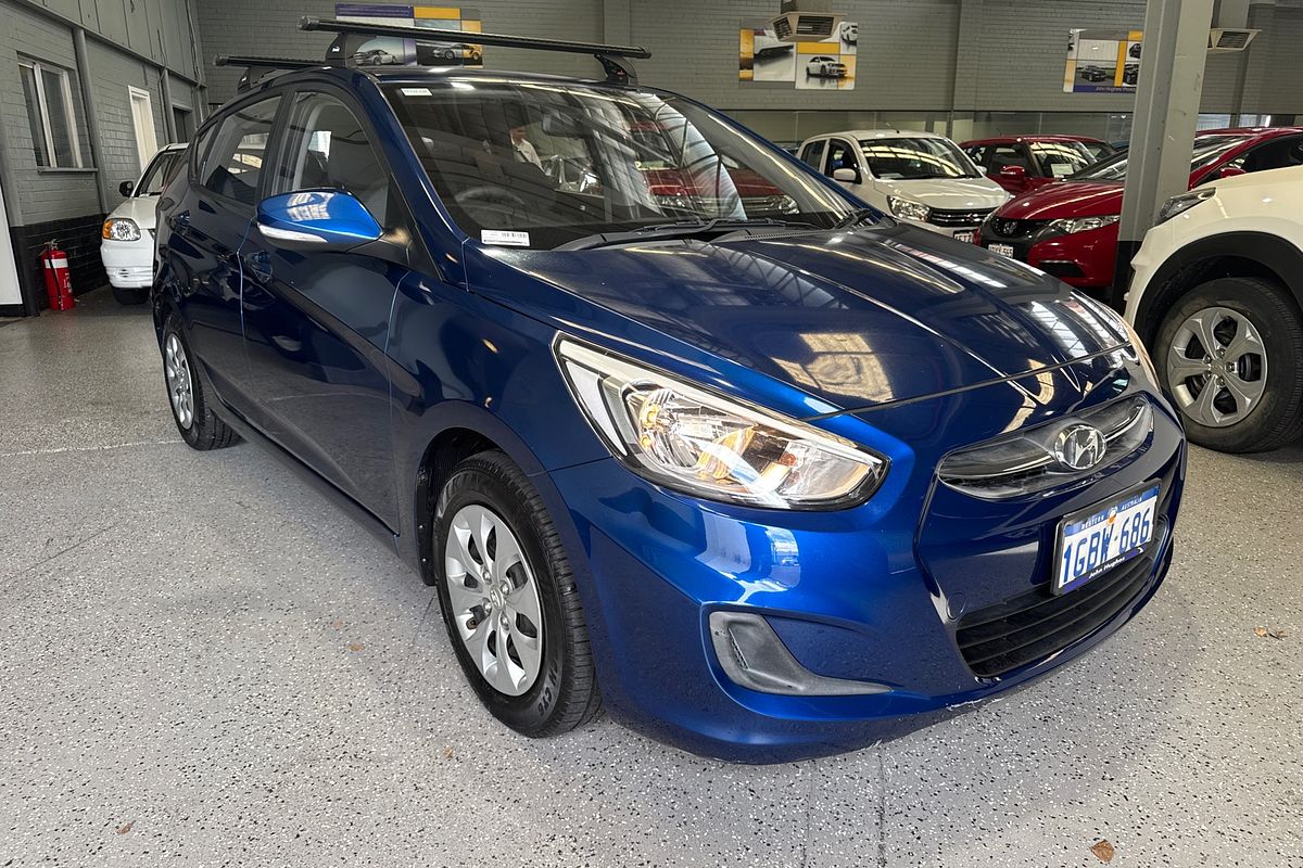 2016 Hyundai Accent Active RB4