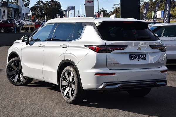2025 Mitsubishi Outlander Exceed ZM
